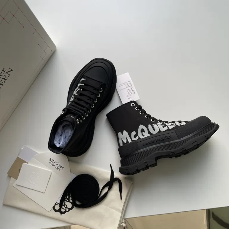 Alexander McQueen Shoe 